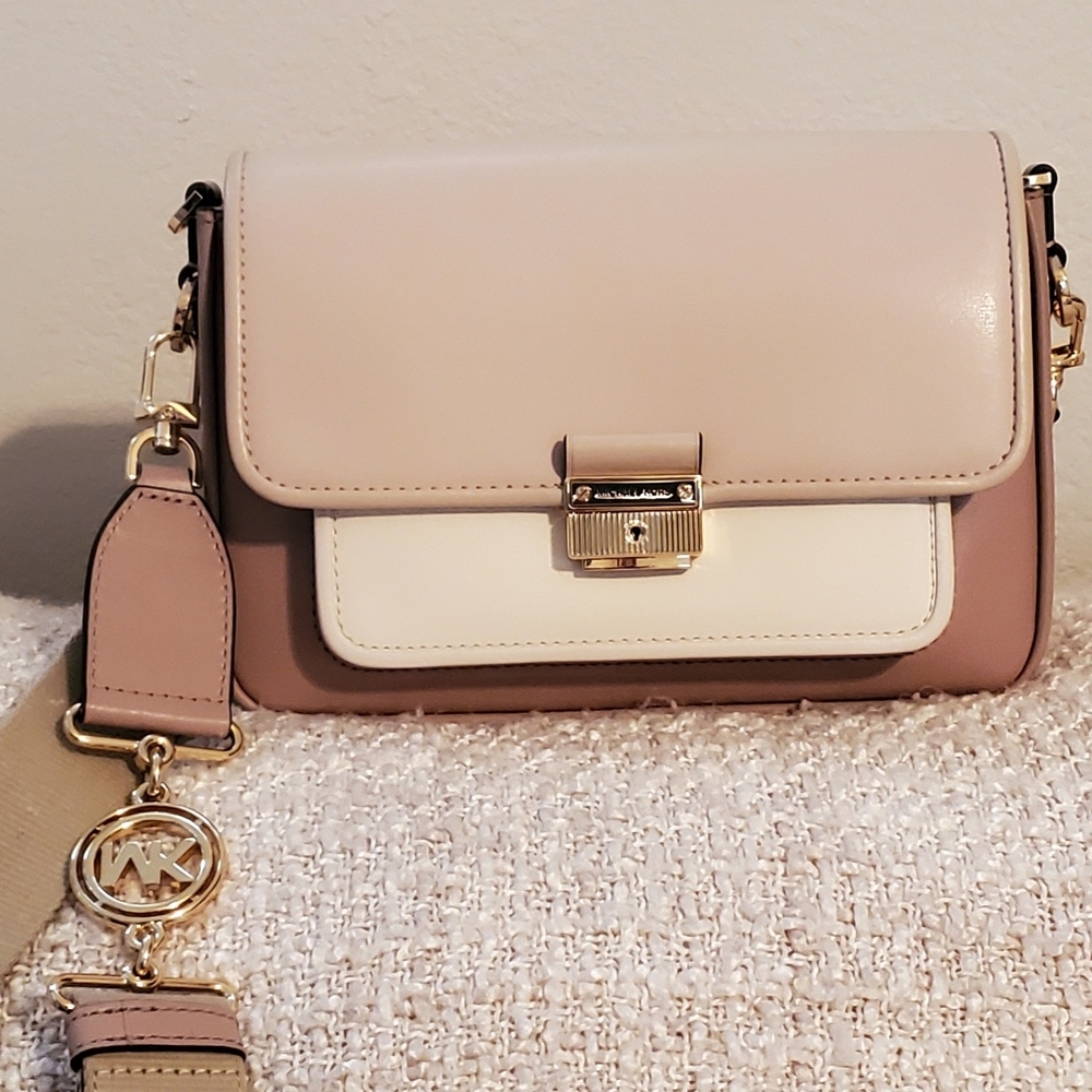 Michael Kors Bradshaw Crossbody Bag